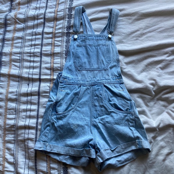 cotton on overall shorts
